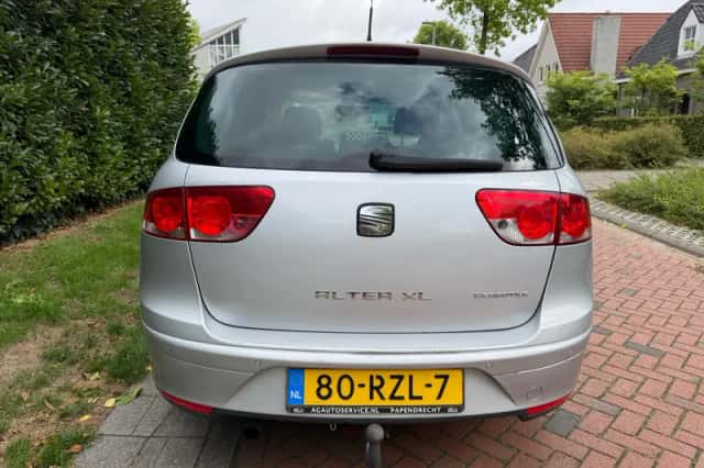 SEAT Altea XL (2011) thumbnail 4