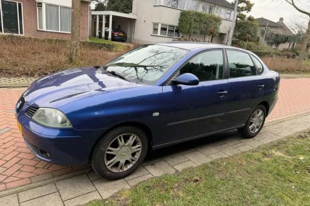 SEAT Cordoba (2003) thumbnail 1