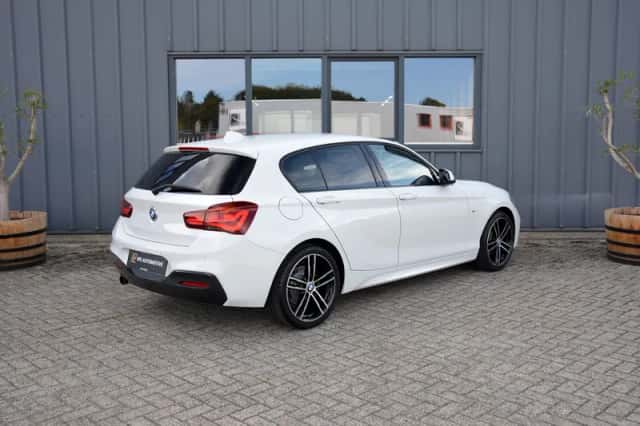BMW 1-Serie (2018) thumbnail 3
