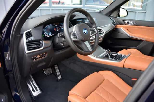 BMW X5 (2022) thumbnail 6