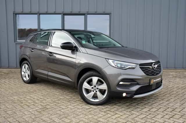 Opel Grandland X (2018) thumbnail 2
