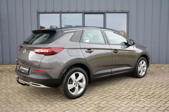 Opel Grandland X (2018) thumbnail 3