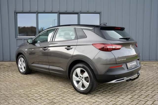 Opel Grandland X (2018) thumbnail 4