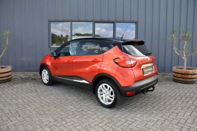 Renault Captur (2016) thumbnail 4