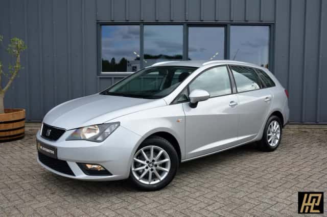SEAT Ibiza (2016) thumbnail 1