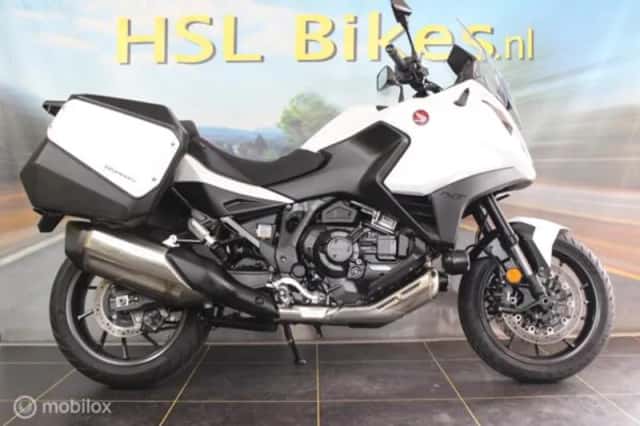 Honda NT1100 (2021) thumbnail 1