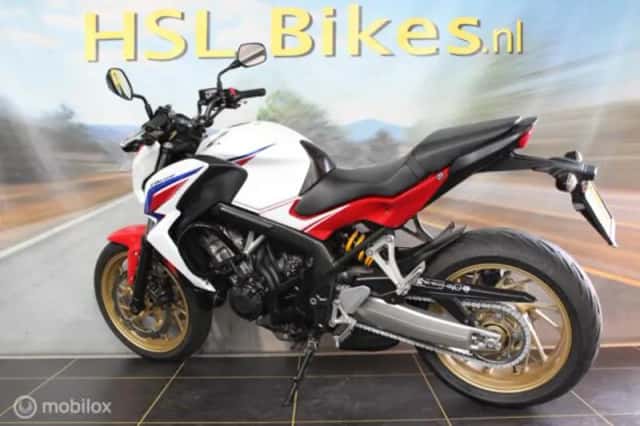 Honda CB (2015) thumbnail 2