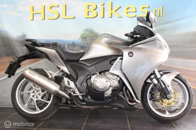 Honda VFR (2011) thumbnail 1