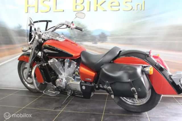 Honda VT (2007) thumbnail 4