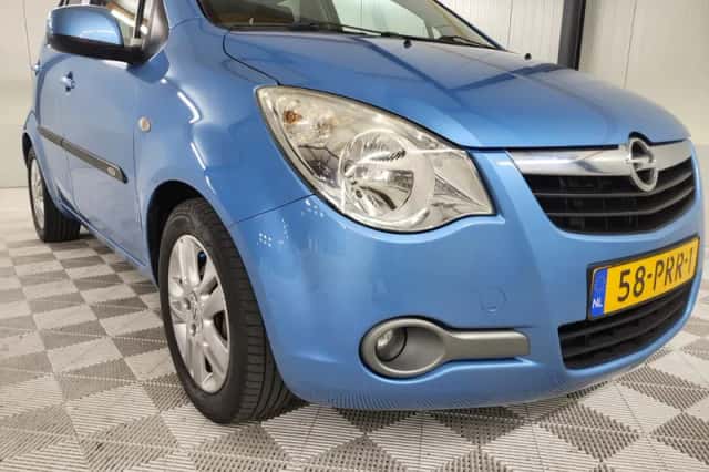 Opel Agila (2011) thumbnail 6