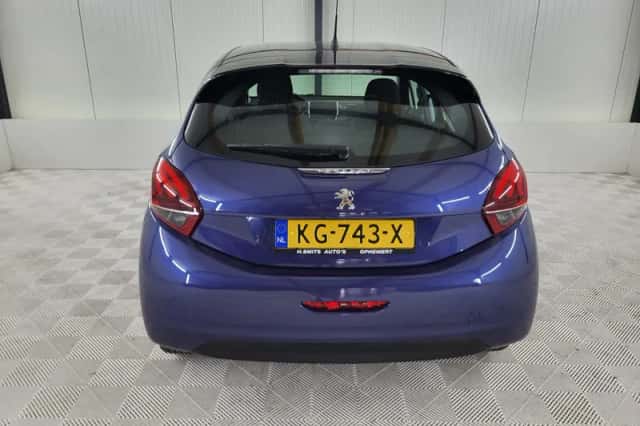 Peugeot 208 (2016) thumbnail 4