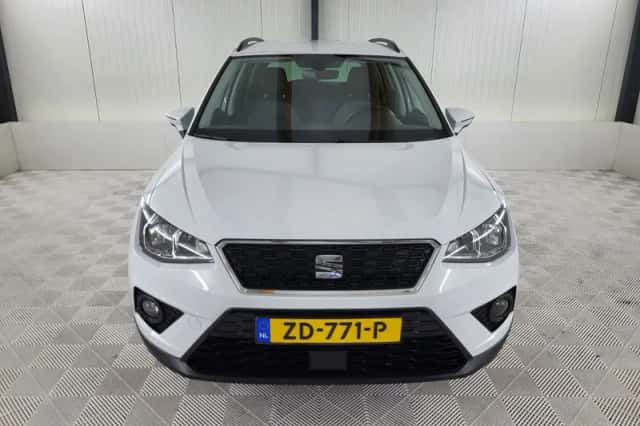 SEAT Arona (2019) thumbnail 2