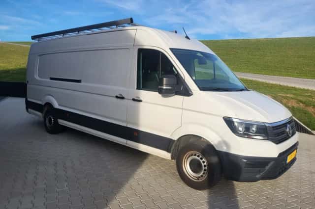 Volkswagen Crafter (2019) thumbnail 3
