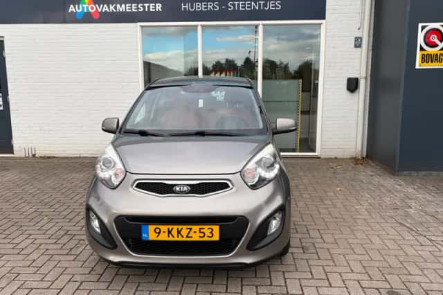 Kia Picanto (2013) thumbnail 2