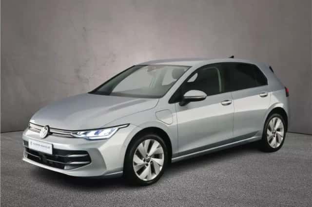 Volkswagen Golf (2025)