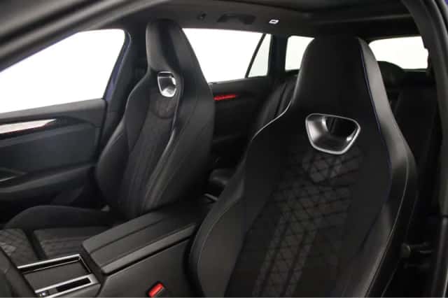 Volkswagen Passat (2025) thumbnail 5