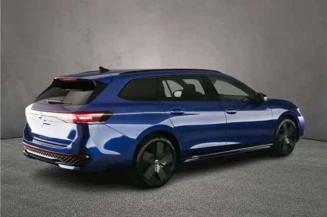 Volkswagen Passat (2025) thumbnail 7