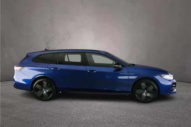 Volkswagen Passat (2025) thumbnail 8