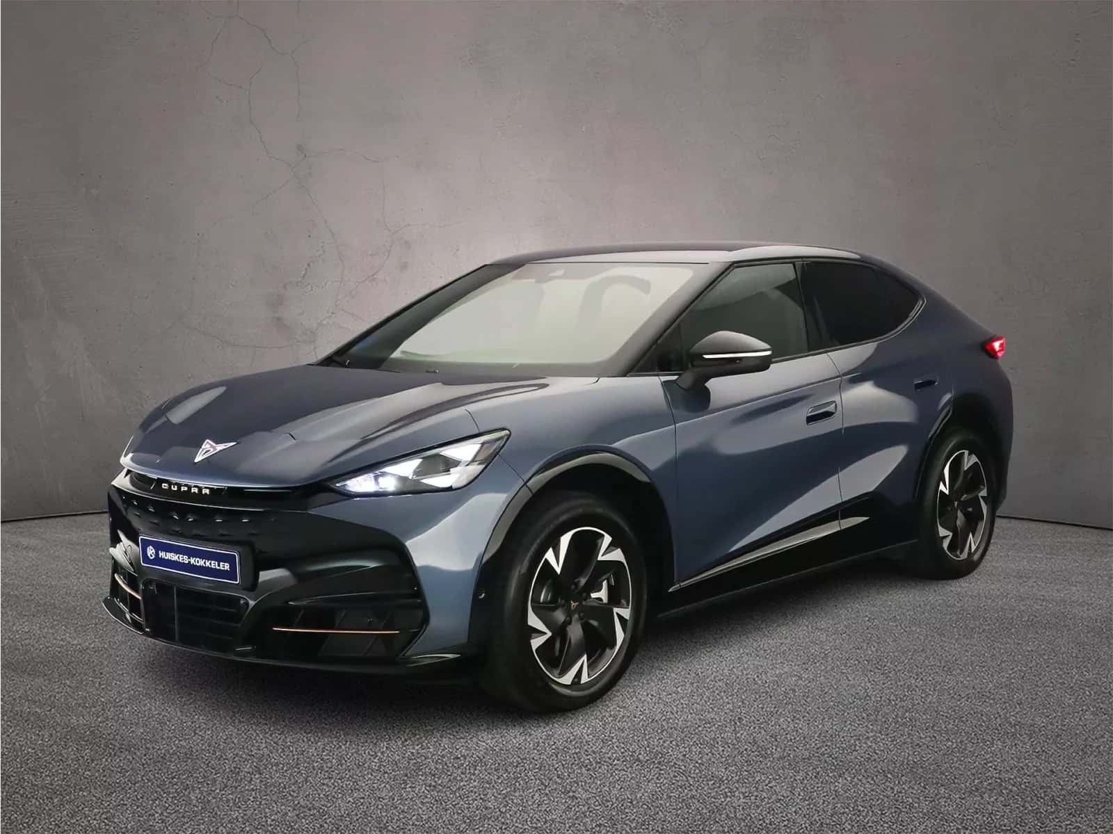 CUPRA Tavascan (2025) — foto 1