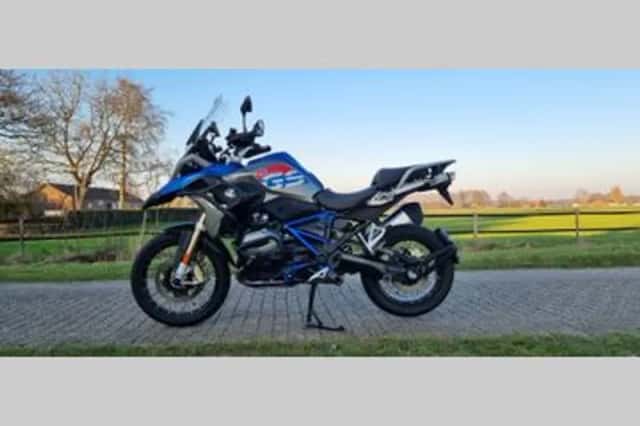 BMW R (2018) thumbnail 2