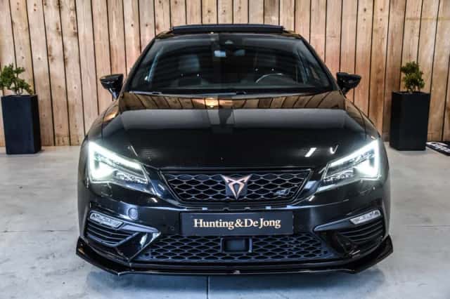 SEAT Leon (2019) thumbnail 5