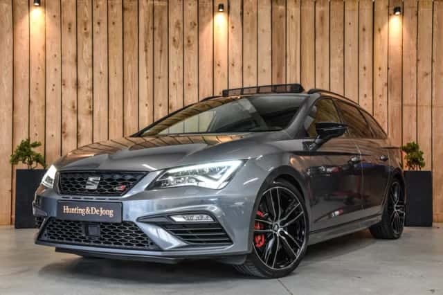SEAT Leon (2017) thumbnail 1