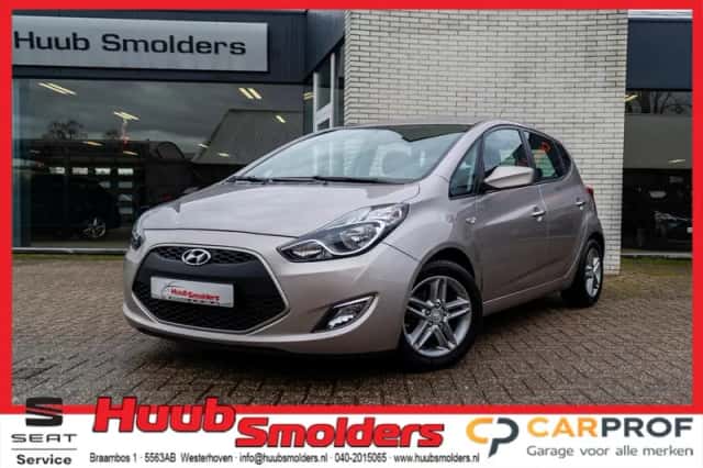 Hyundai ix20 (2017) thumbnail 2