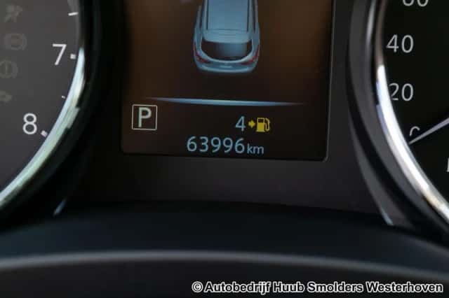 Nissan Qashqai (2016) thumbnail 4