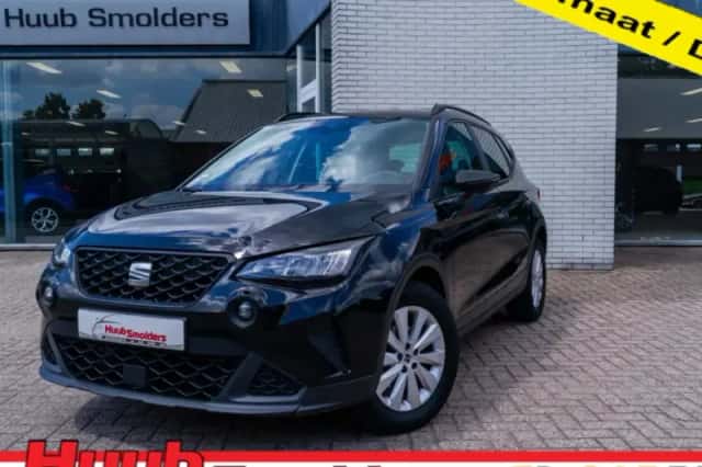 SEAT Arona (2022) thumbnail 1