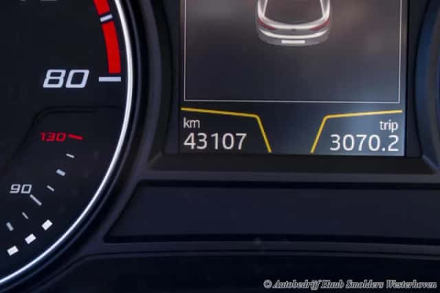SEAT Leon (2017) thumbnail 4