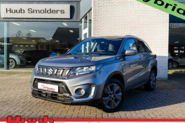 Suzuki Vitara (2021) thumbnail 1