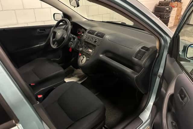 Honda Civic (2001) thumbnail 6