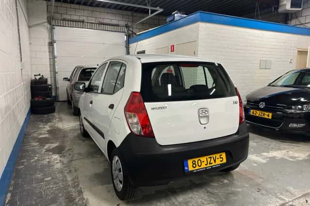 Hyundai i10 (2009) thumbnail 2