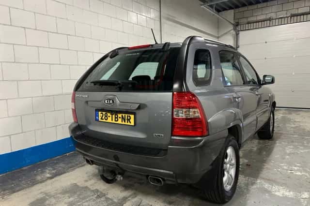 Kia Sportage (2006) thumbnail 2