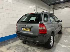 Kia Sportage (2006) thumbnail 2