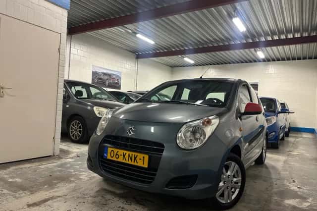 Suzuki Alto (2010) thumbnail 3