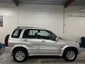 Suzuki Grand Vitara (2004) thumbnail 9