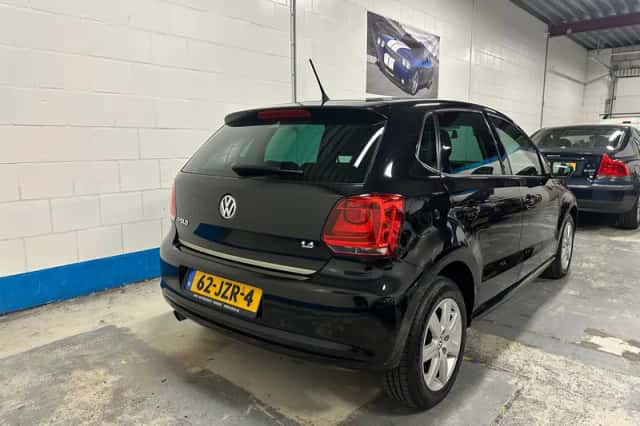 Volkswagen Polo (2009) thumbnail 4