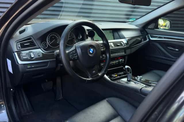 BMW 5-Serie (2010) thumbnail 5