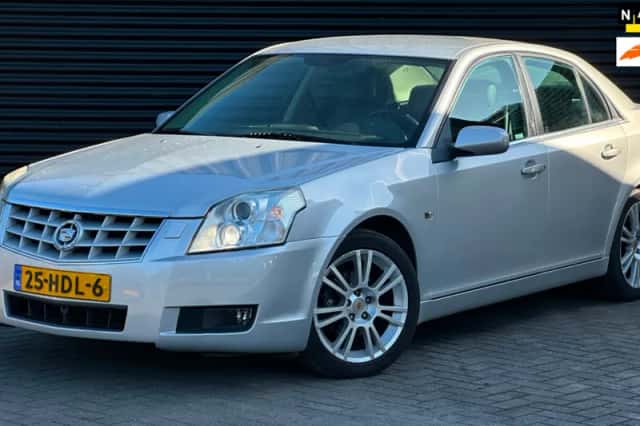 Cadillac BLS (2008) thumbnail 2