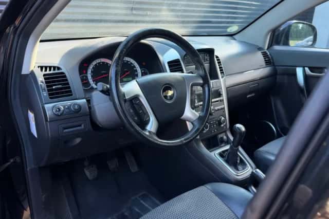 Chevrolet Captiva (2007) thumbnail 4
