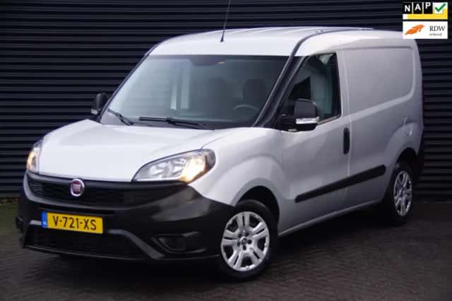 Fiat Doblò (2019) thumbnail 2