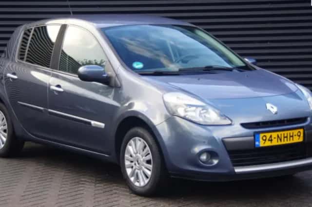 Renault Clio (2010) thumbnail 1
