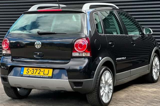 Volkswagen Polo (2006) thumbnail 3