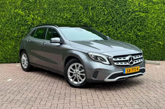 Mercedes-Benz GLA-Klasse (2018) thumbnail 1