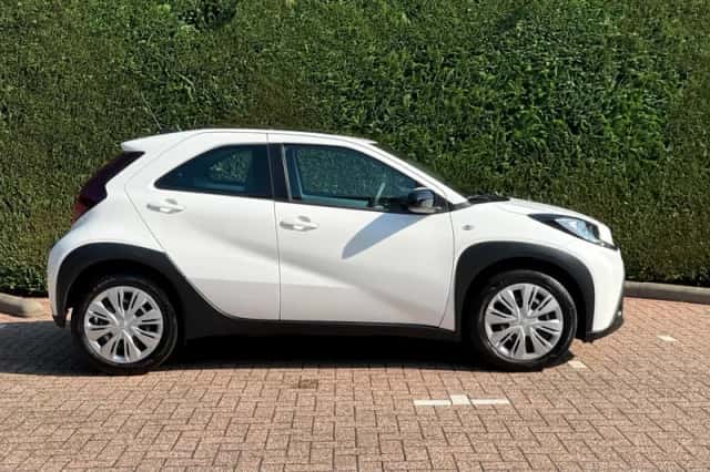 Toyota Aygo X (2024) thumbnail 3