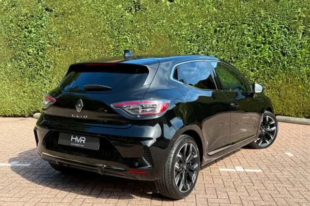 Renault Clio (2023) thumbnail 5