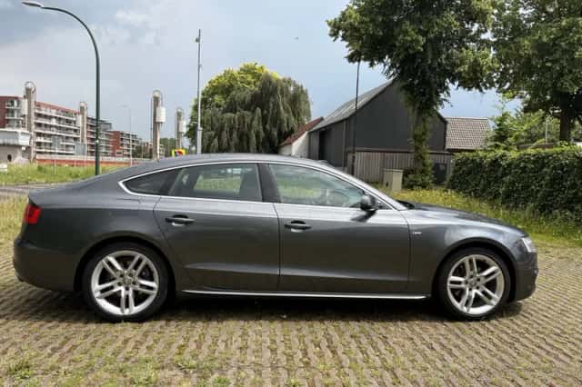 Audi A5 (2014) thumbnail 4