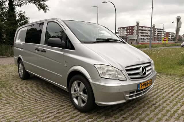 Mercedes-Benz Vito (2011) thumbnail 3