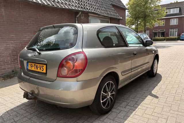 Nissan Almera (2006) thumbnail 4